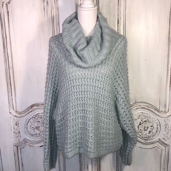 Express Slouchy Oversized Dolman Long Sleeves Open Knit Mint Green Sweater S/M - Picture 1 of 11